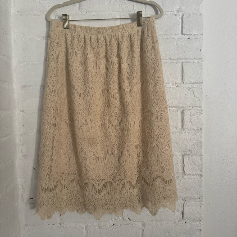 Vintage Wallpaper Lace Midi Skirt Beige Nude M | Made in USA $26